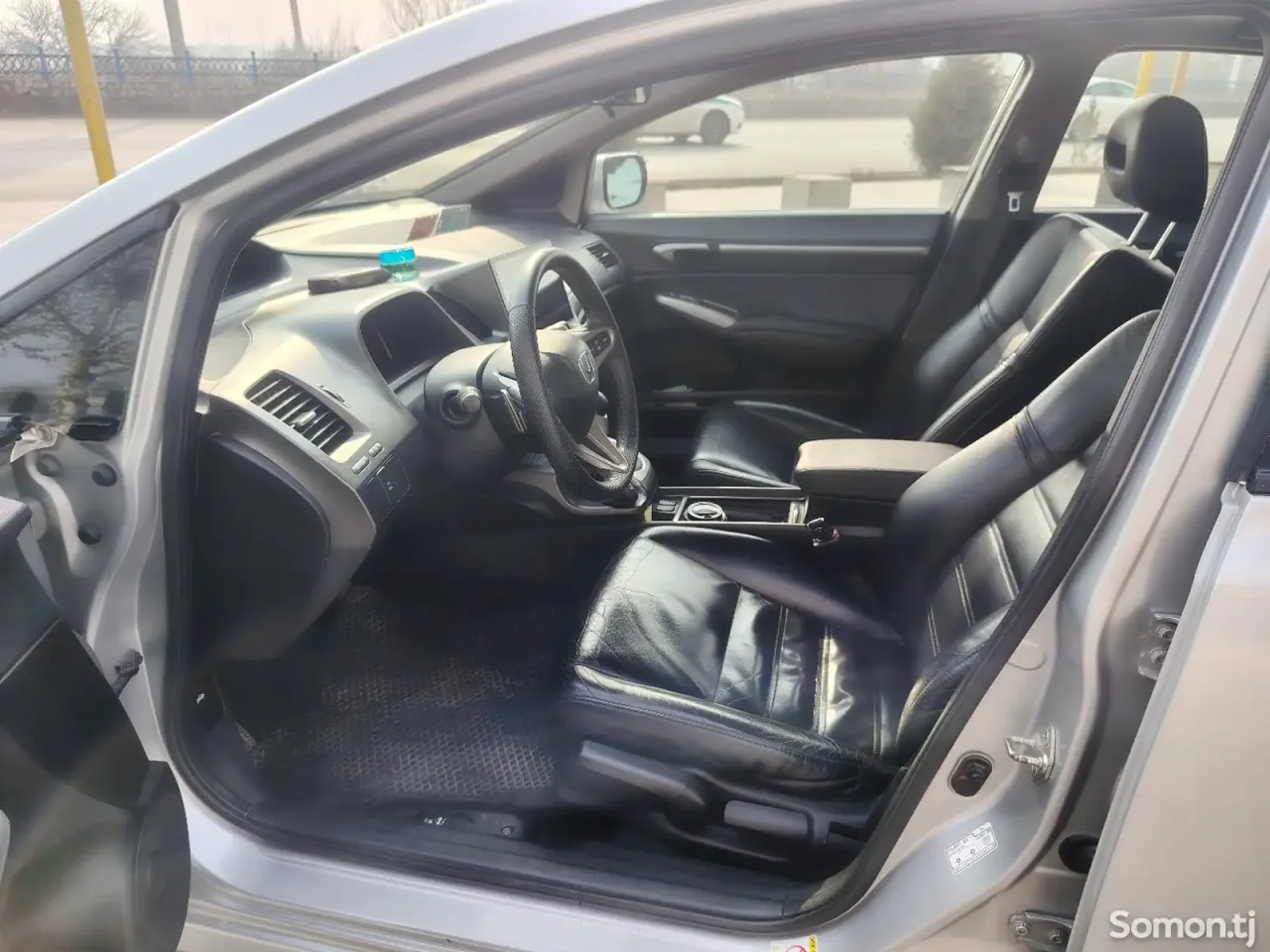 Honda Civic 2010 · 2.0 AT
