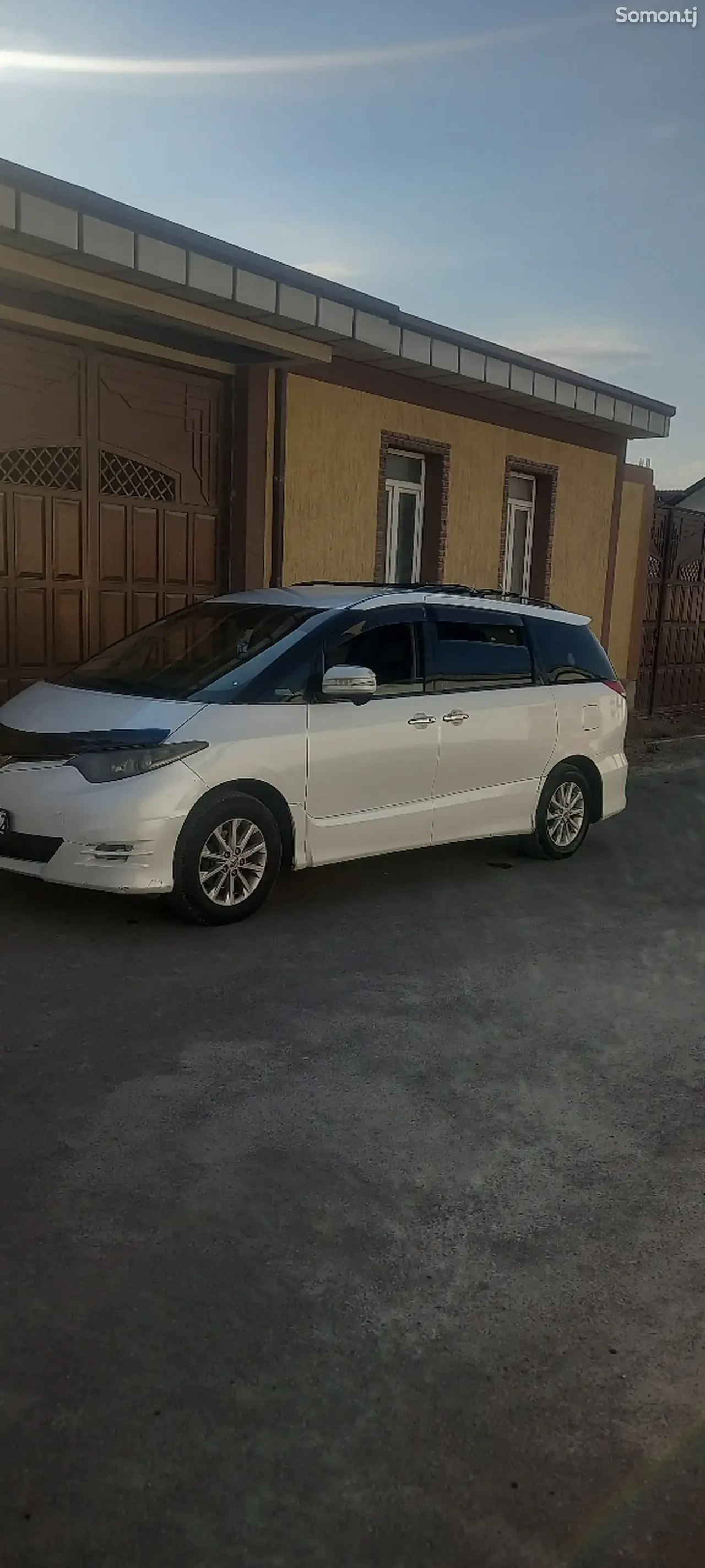 Toyota Estima 2006 · 2.4 AT