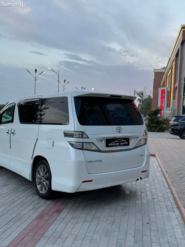 Toyota Vellfire 2014 · 3.5 AT
