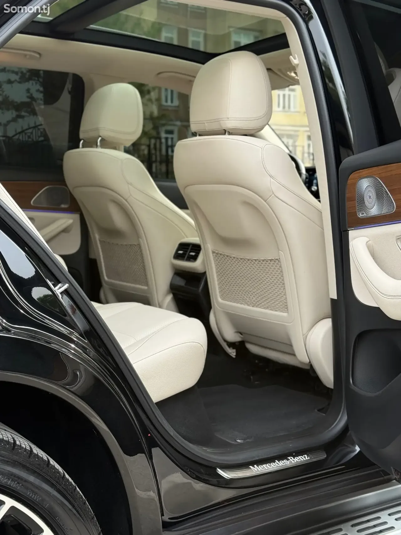 Mercedes-Benz GLE class 2020 · 2.0 AT