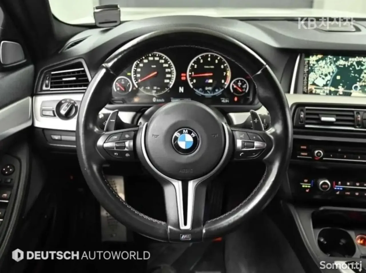 BMW M5 2016 · 4.4 AT