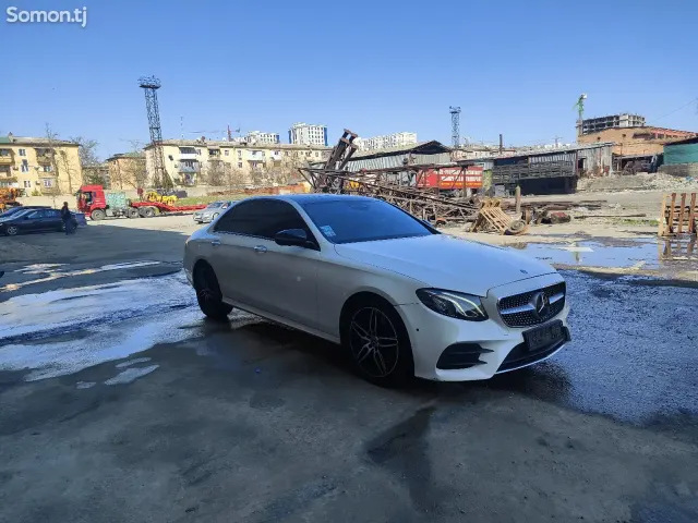 Mercedes-Benz E class 2019 · 3.0 AT