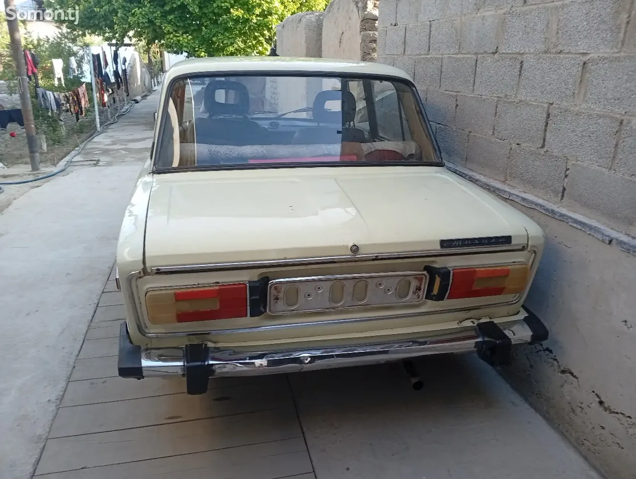 Lada (ВАЗ) 2106 1983 · 1.3 MT