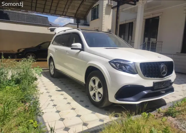 Mercedes-Benz GLS 2017 · 4.5 AT