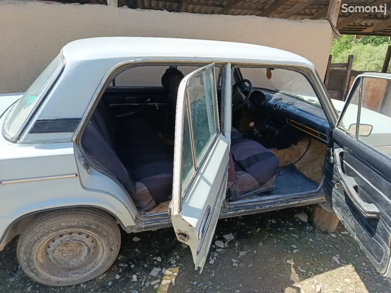 Lada (ВАЗ) 2106 1987 · 1.1 MT
