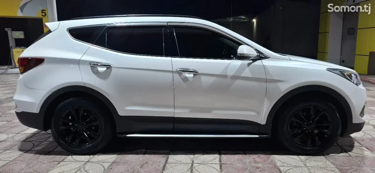 Hyundai Santa Fe 2015 · 2.0 AT