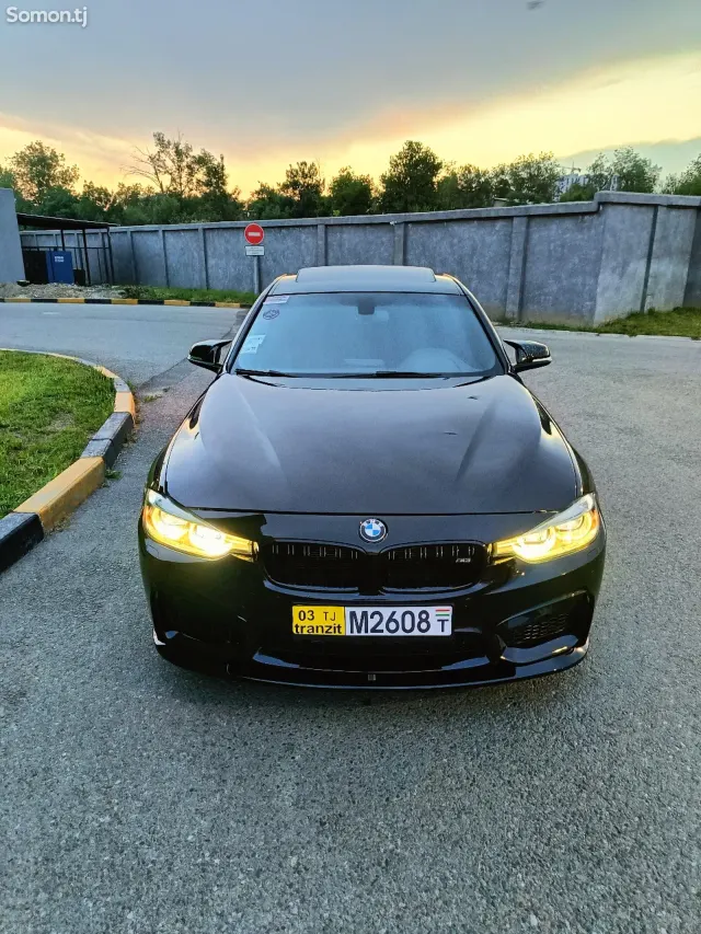 BMW 3 series 2016 · 2.0 AT