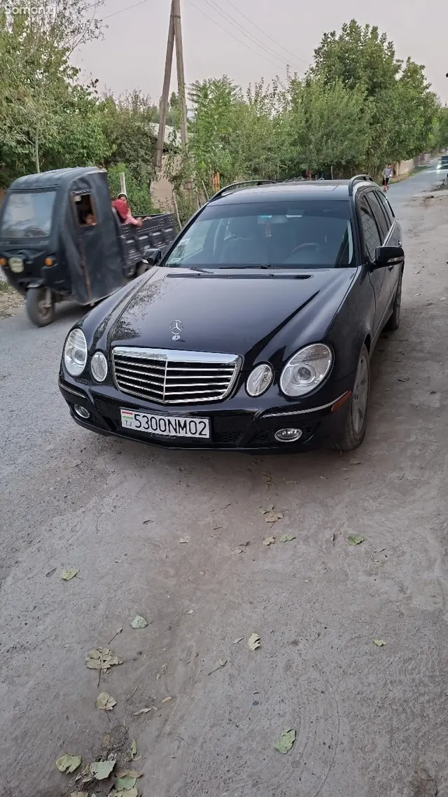 Mercedes-Benz E class 2008 · 3.5 AT