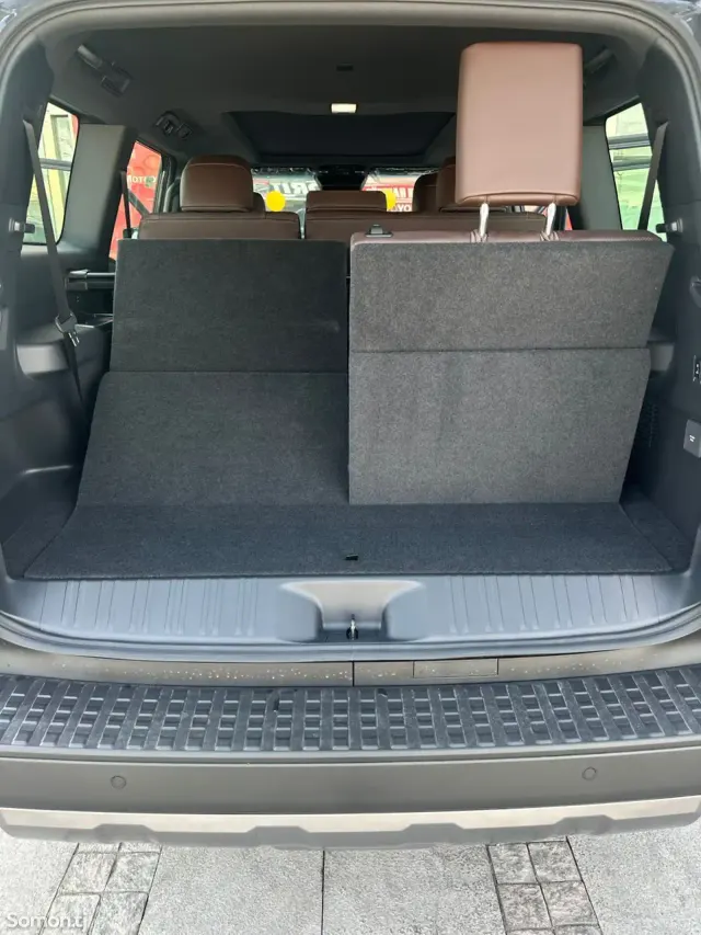 Toyota Land Cruiser Prado 2025 · 2.4 AT