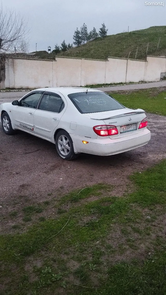 Nissan Maxima 1999 · 2.0 AT