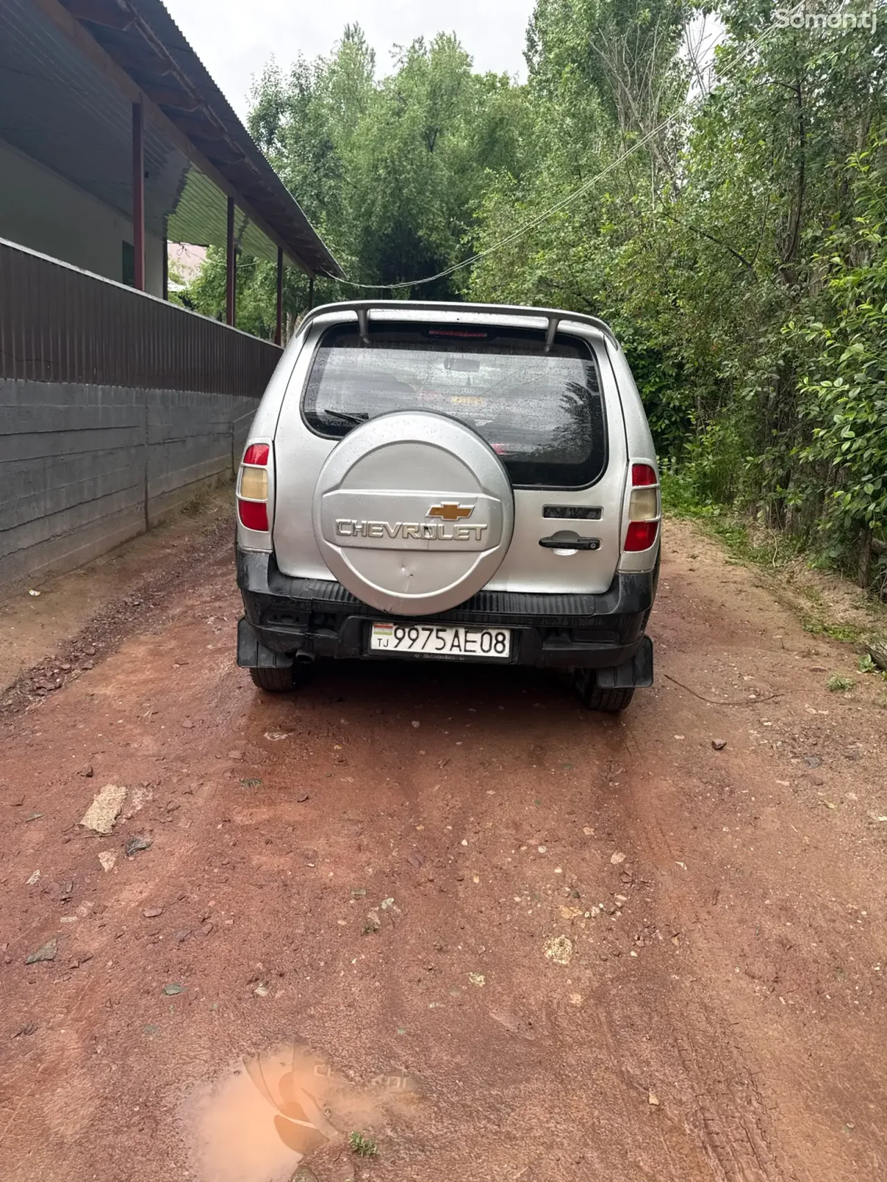 Chevrolet Niva 2006 · 1.7 MT