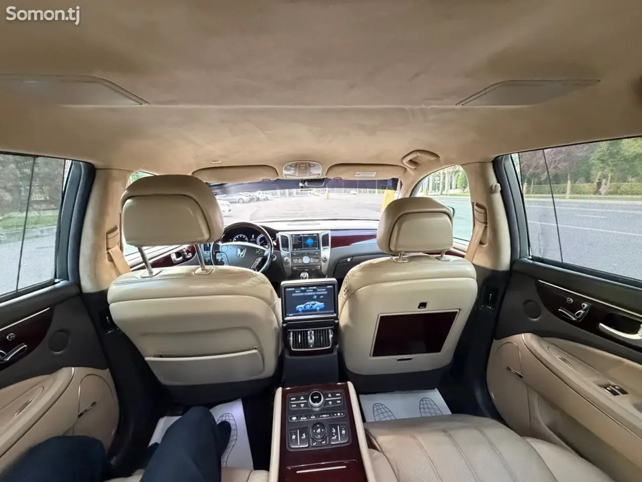 Hyundai Equus 2013 · 3.6 AT