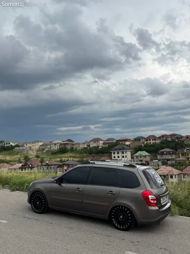 Lada (ВАЗ) Granta 2019 · 1.6 AT