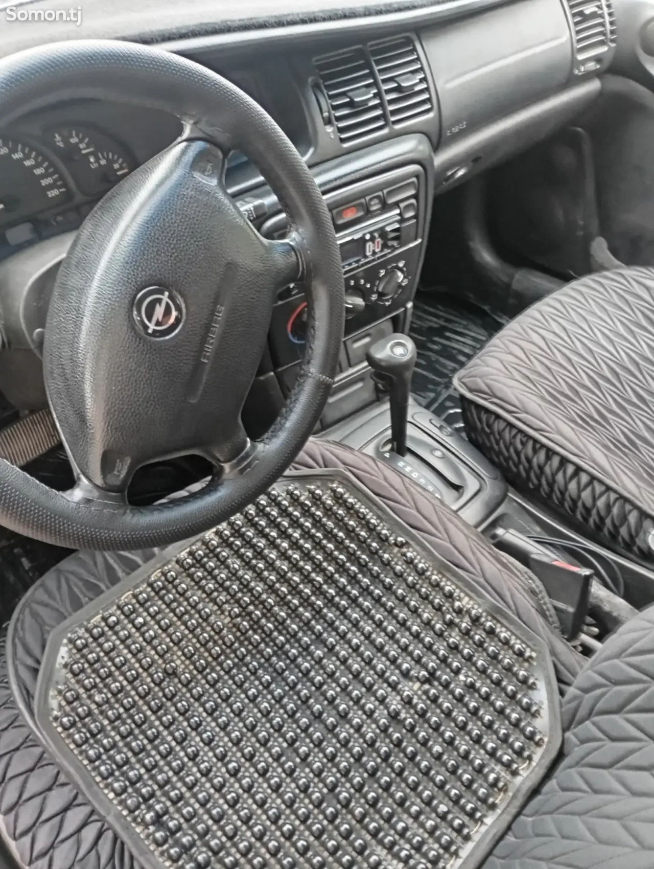 Opel Vectra B 1996 · 1.6 AT