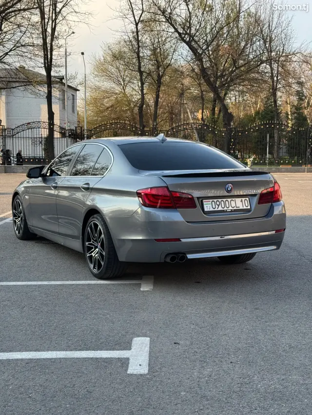 BMW 5 series 2011 · 2.0 AT