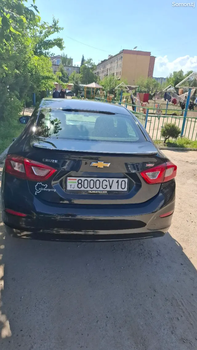 Chevrolet Cruze 2017 · 1.4 AT