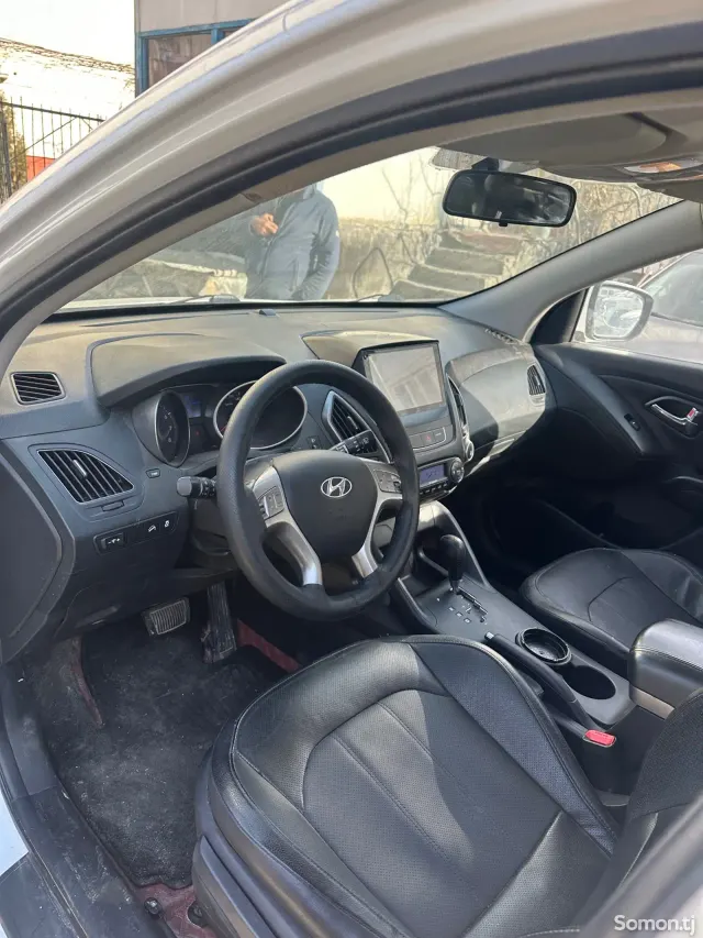 Hyundai Tucson 2014 · 2.0 AT