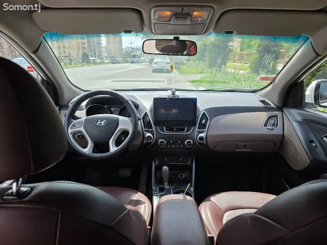 Hyundai Tucson 2014 · 2.0 AT