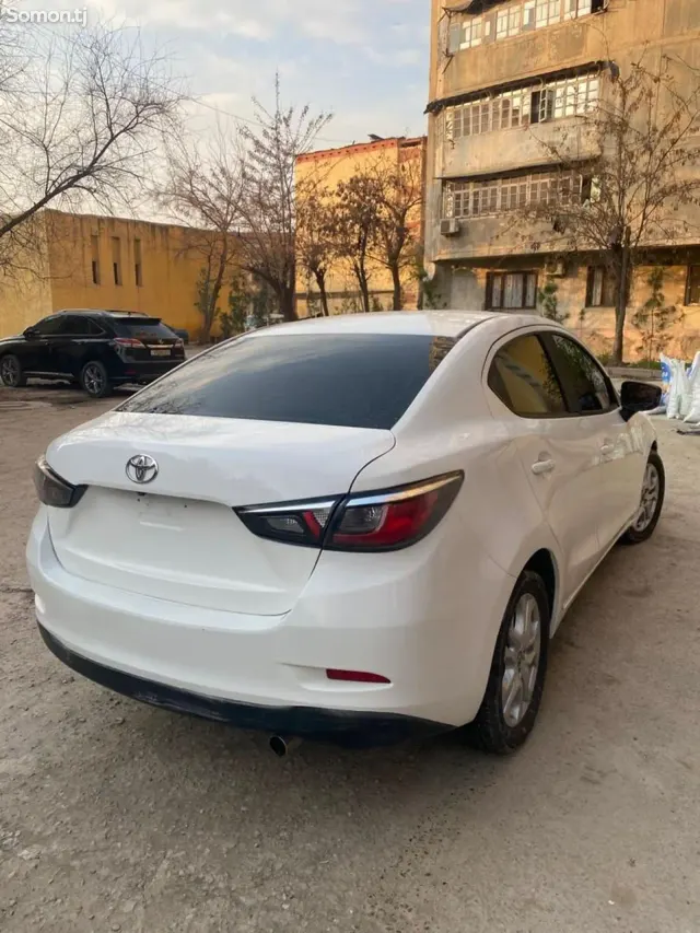 Toyota Yaris 2018 · 1.8 AT