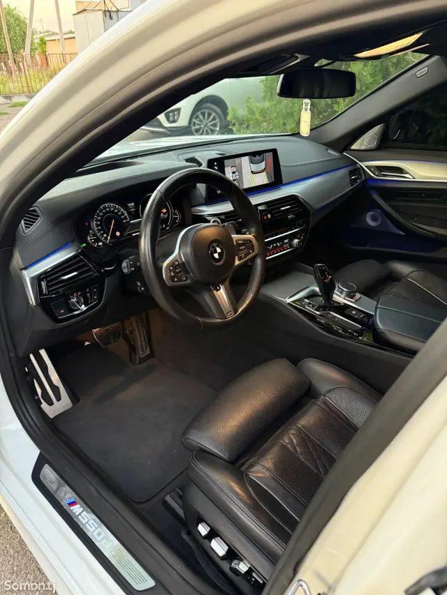 BMW 5 series 2017 · 5.0 AT