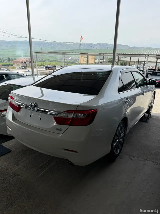 Toyota Camry 2014 · 2.5 AT