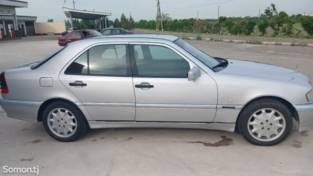 Mercedes-Benz C class 1998 · 1.8 MT