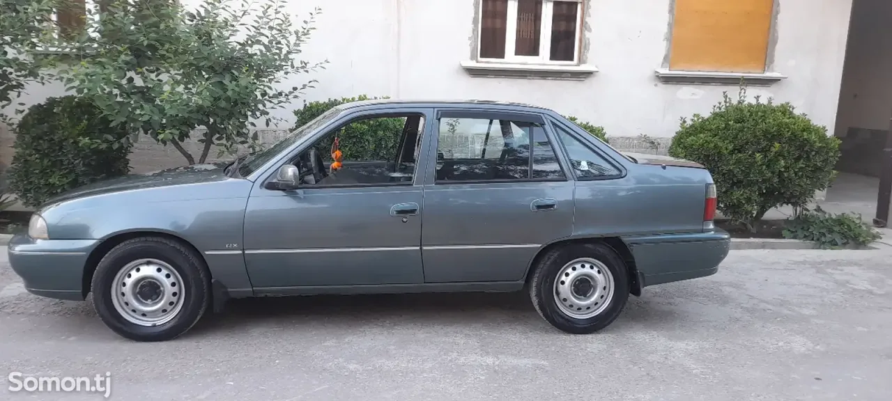 Daewoo Nexia 1996 · 1.6 MT