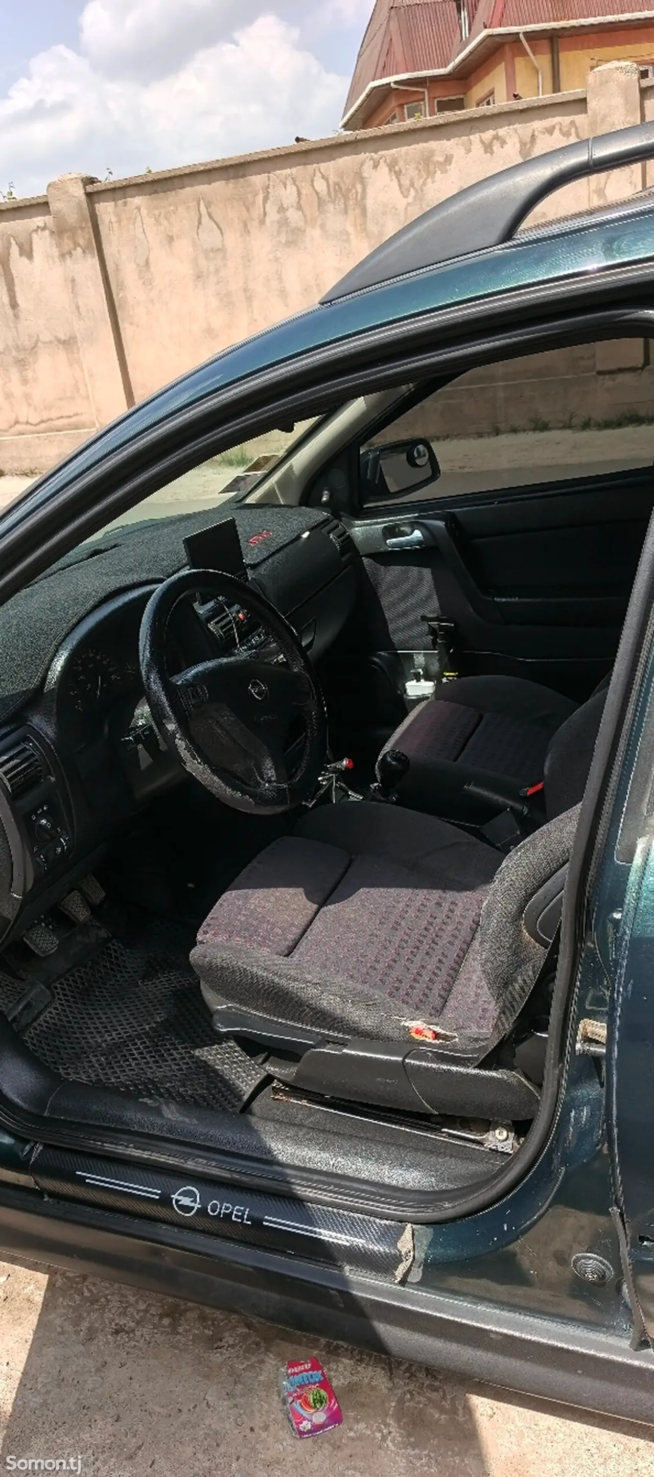Opel Astra G 1998 · 1.6 MT