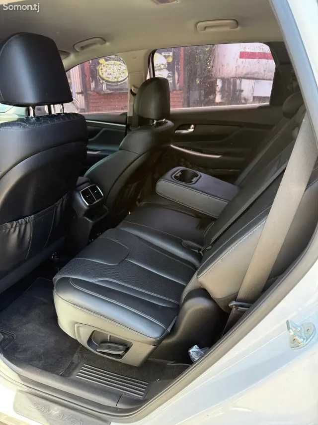 Hyundai Santa Fe 2018 · 2.0 AT
