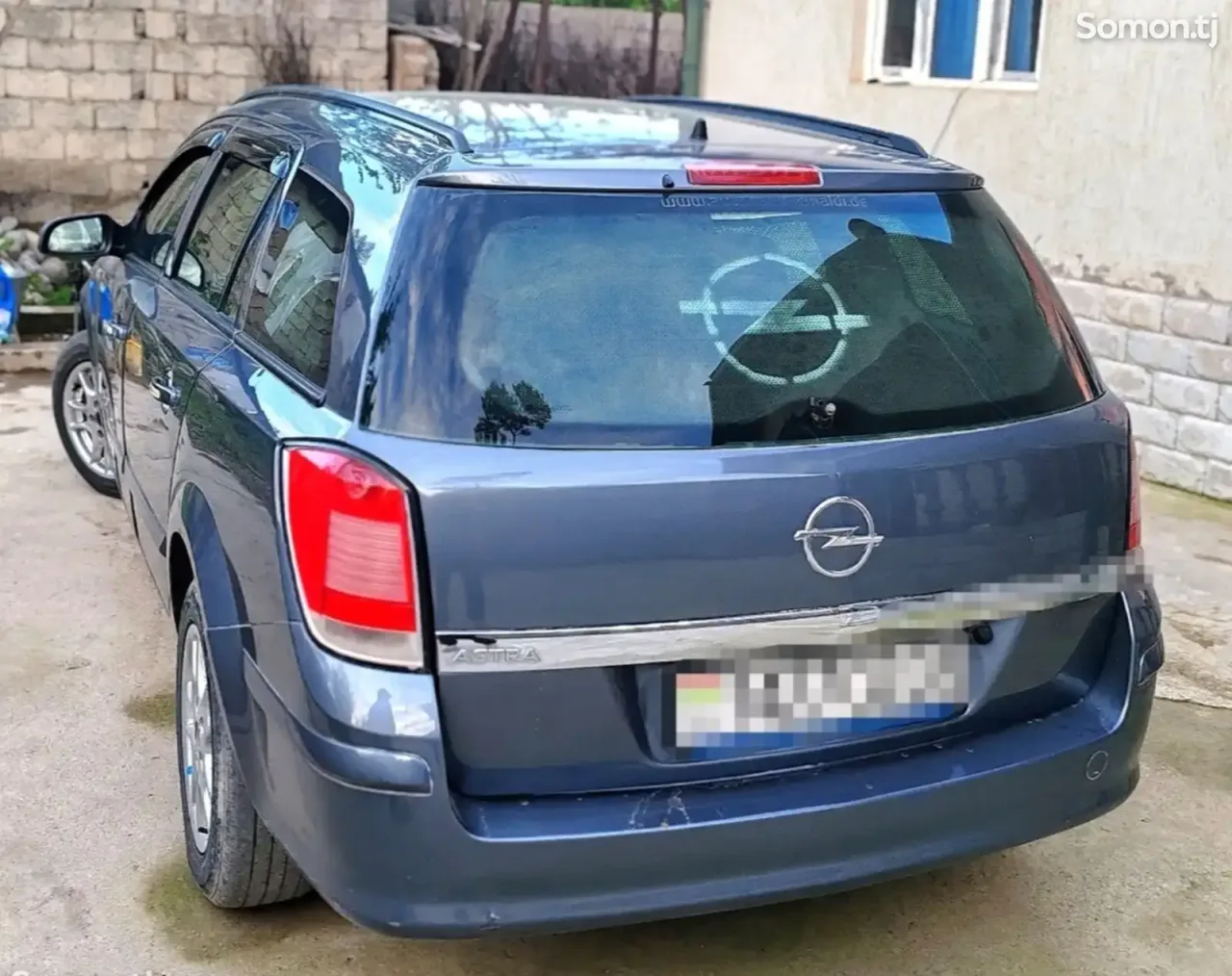 Opel Astra H 2006 · 1.8 MT