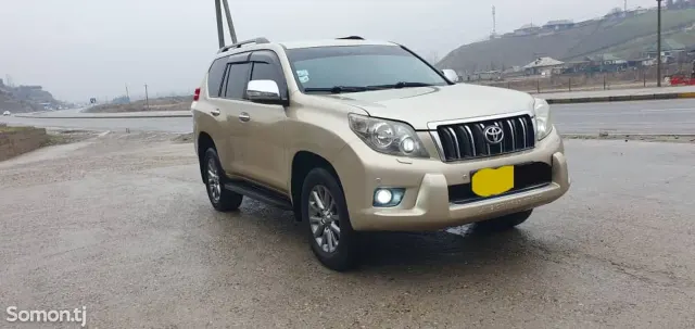 Toyota Land Cruiser Prado 2011 · 3.0 AT