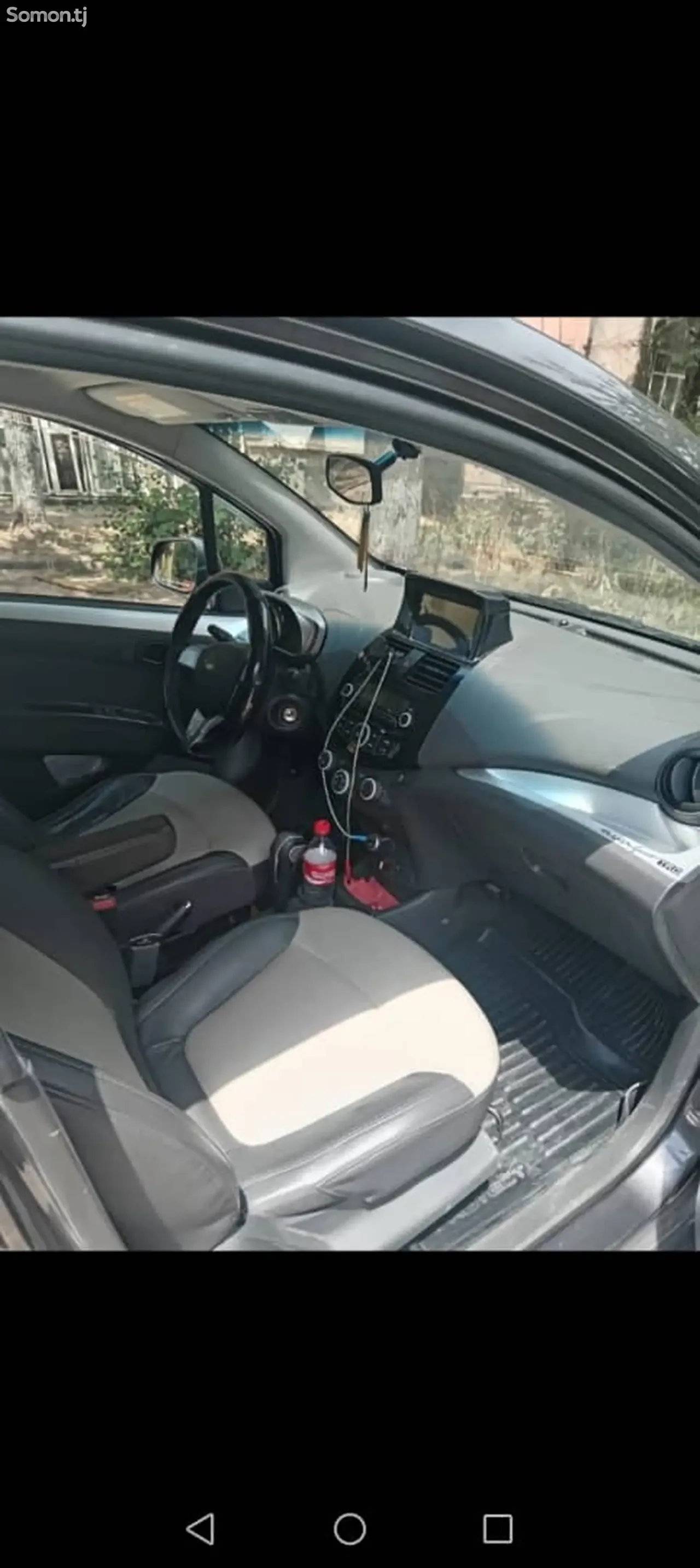 Chevrolet Spark 2015 · 1.2 AT