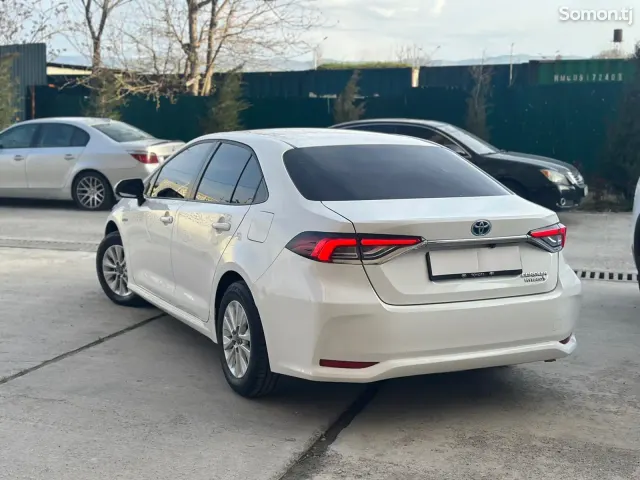 Toyota Corolla 2023 · 1.8 AT