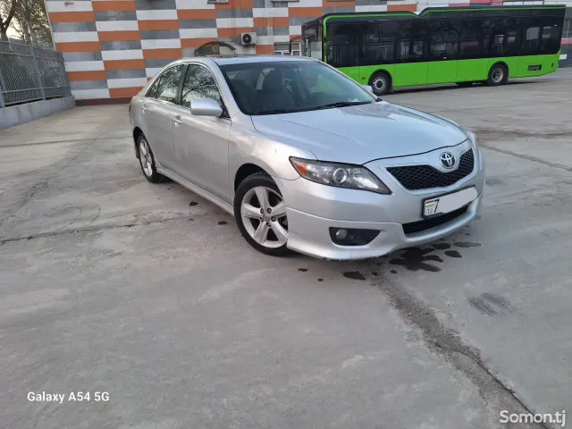 Toyota Camry 2011 · 2.5 AT