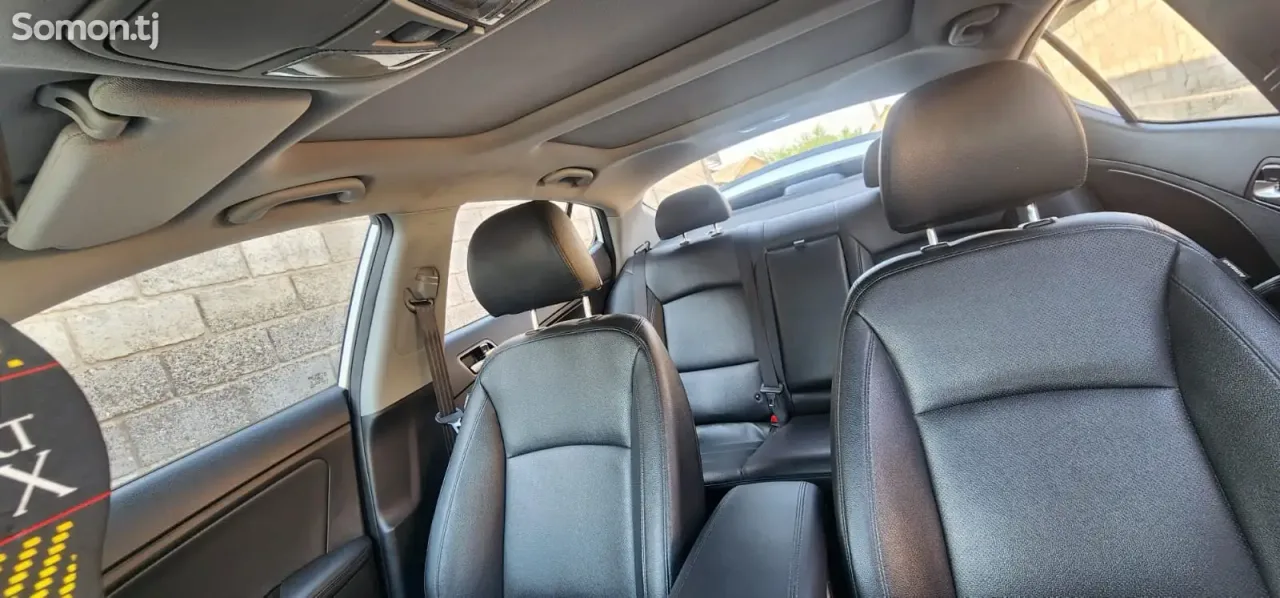Kia K5 2014 · 2.0 AT