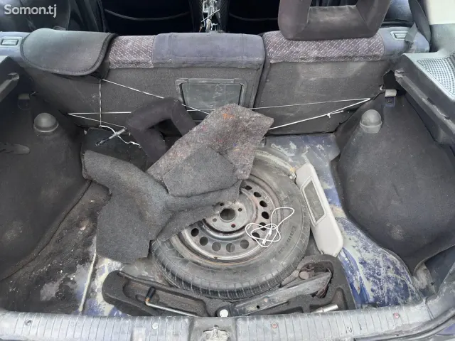 Opel Astra F 1998 · 1.6 MT