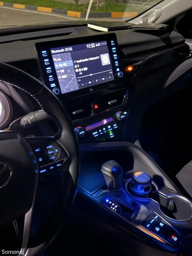 Toyota Camry 2023 · 2.5 AT