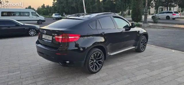 BMW X6 2011 · 3.5 AT