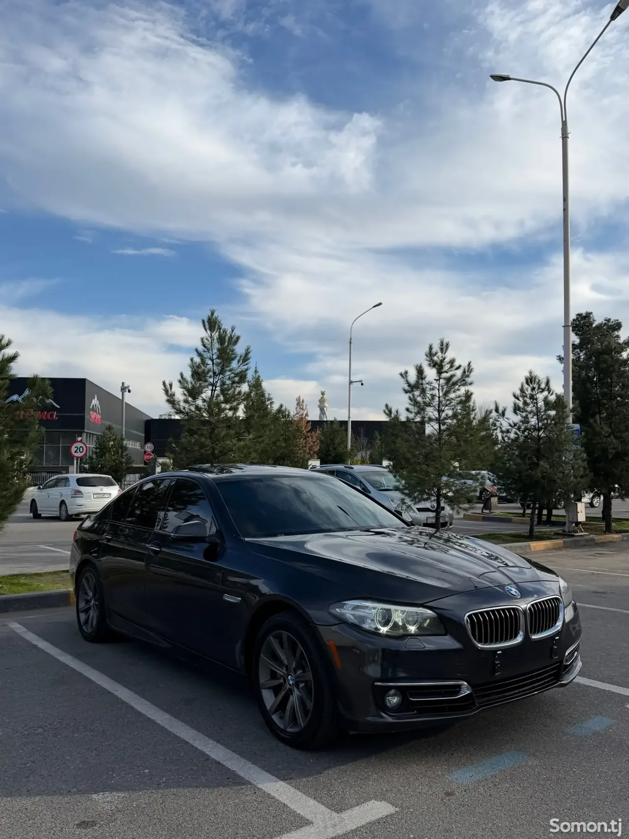 BMW 5 series 2015 · 3.0 AT