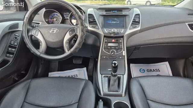 Hyundai Avante 2014 · 1.6 AT