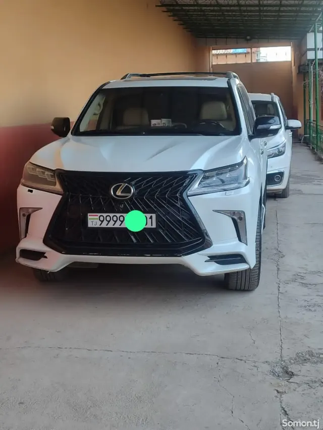Lexus LX series 2008 · 5.7 AT