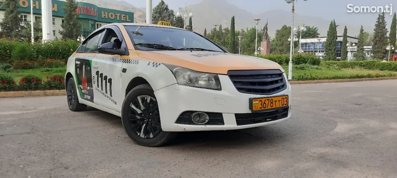 Chevrolet Cruze 2009 · MT