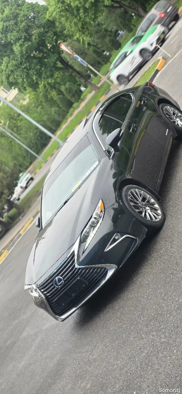 Lexus ES series 2017 · 3.0 AT
