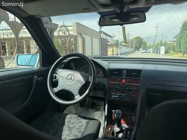 Mercedes-Benz C class 1998 · 1.8 MT