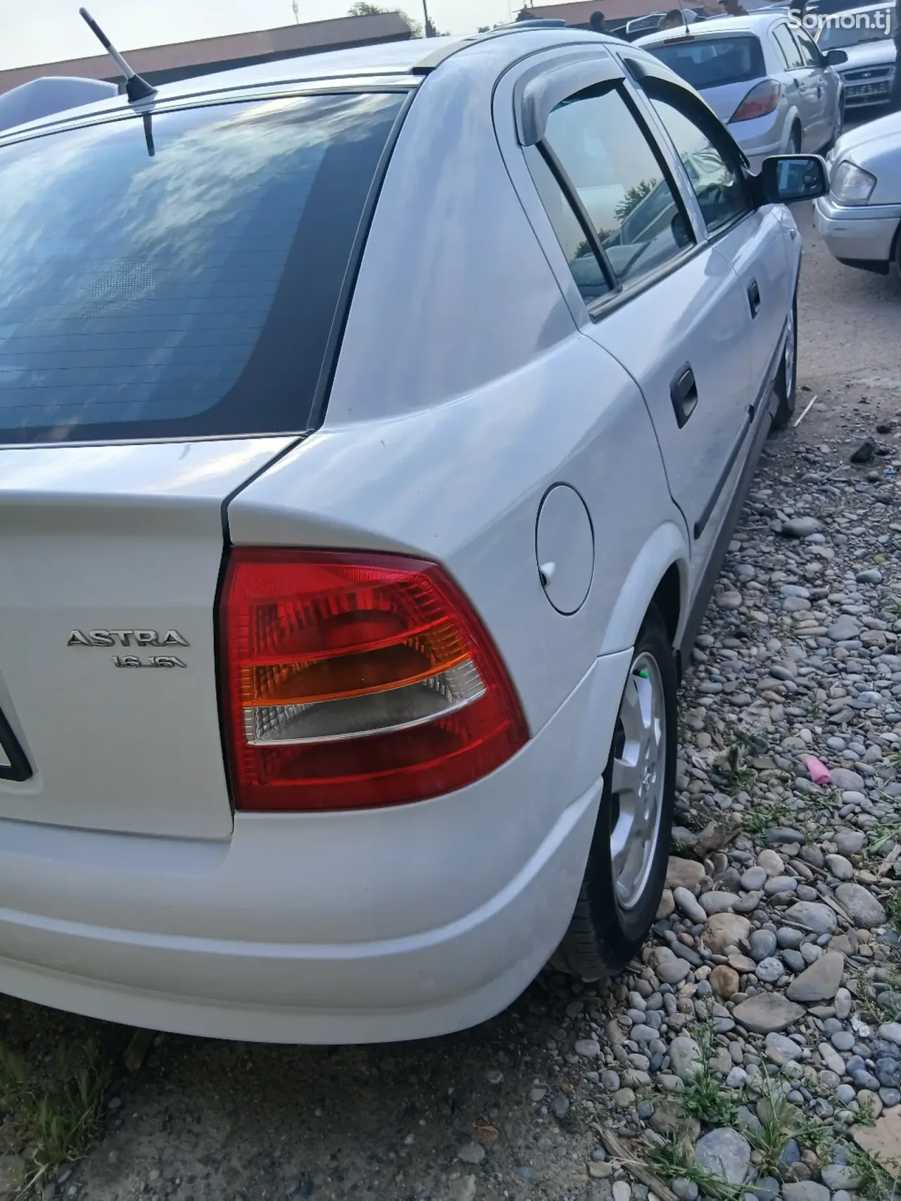 Opel Astra G 2001 · 1.6 MT
