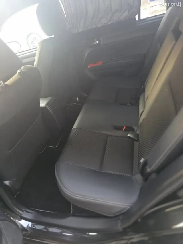 Toyota Fielder 2015 · 1.5 AT