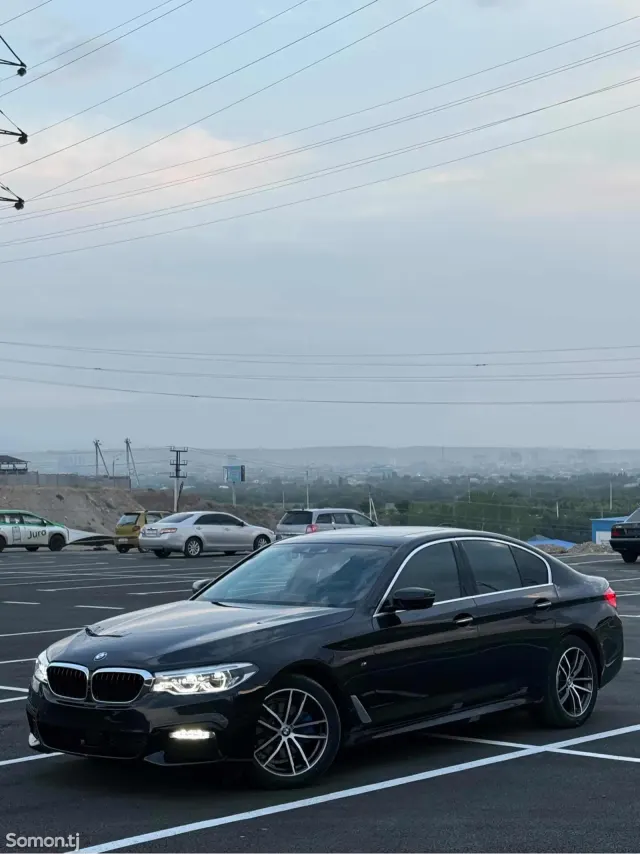 BMW 5 series 2018 · 2.0 CVT