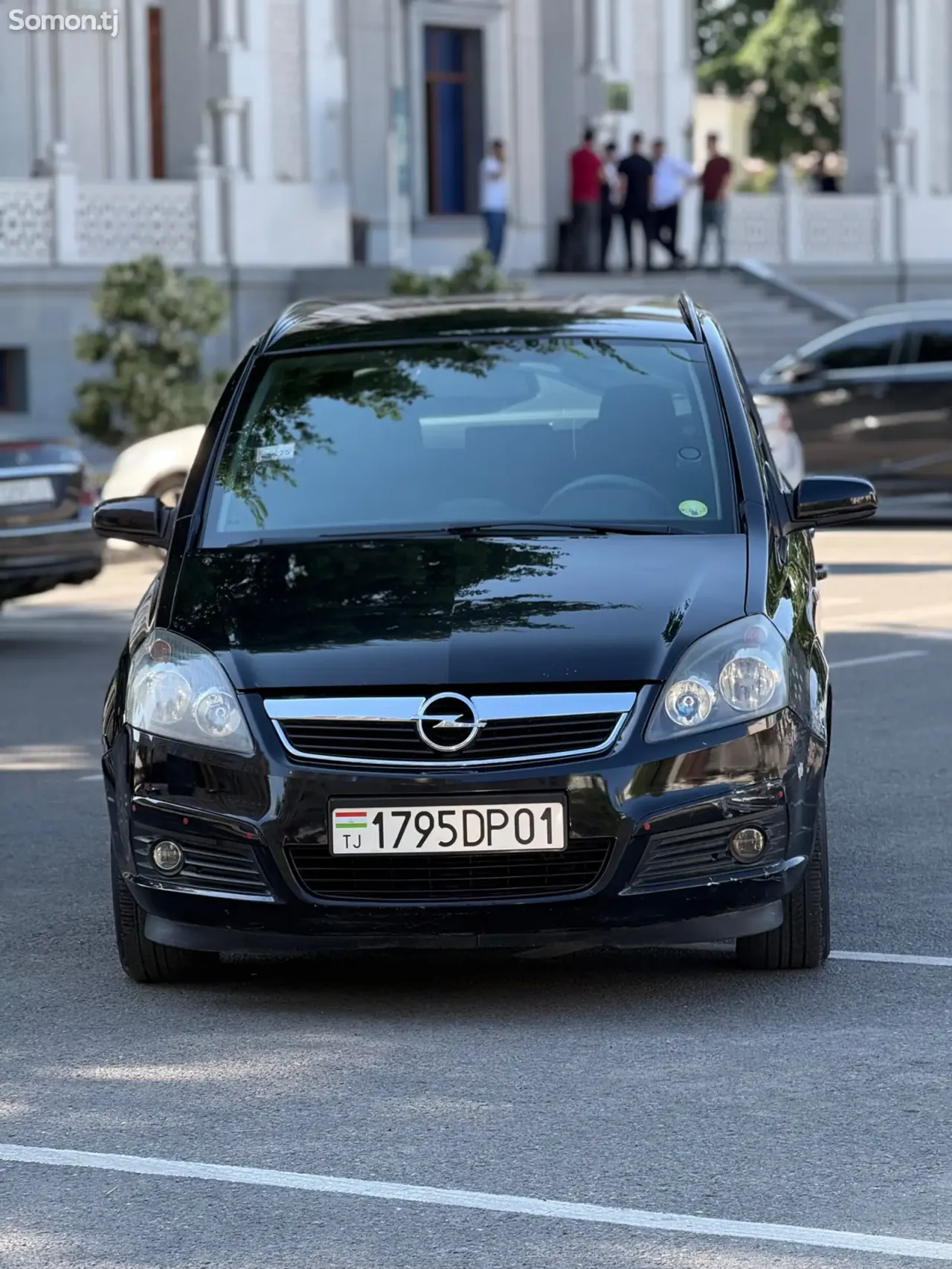 Opel Zafira 2007 · 1.8 MT