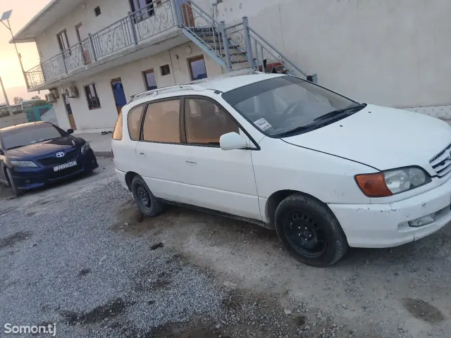 Toyota Ipsum 1998 · 2.0 AT