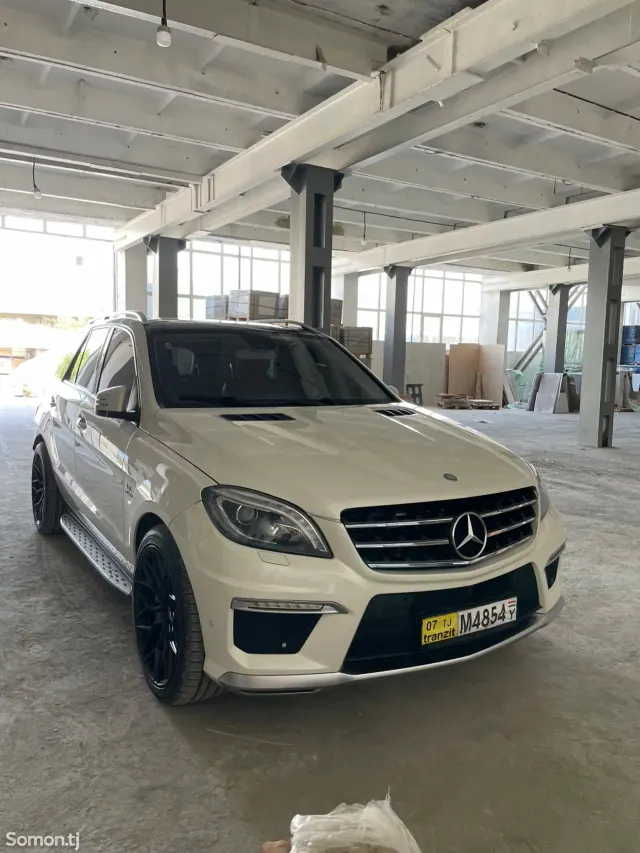 Mercedes-Benz ML class 2015 · 6.3 AT